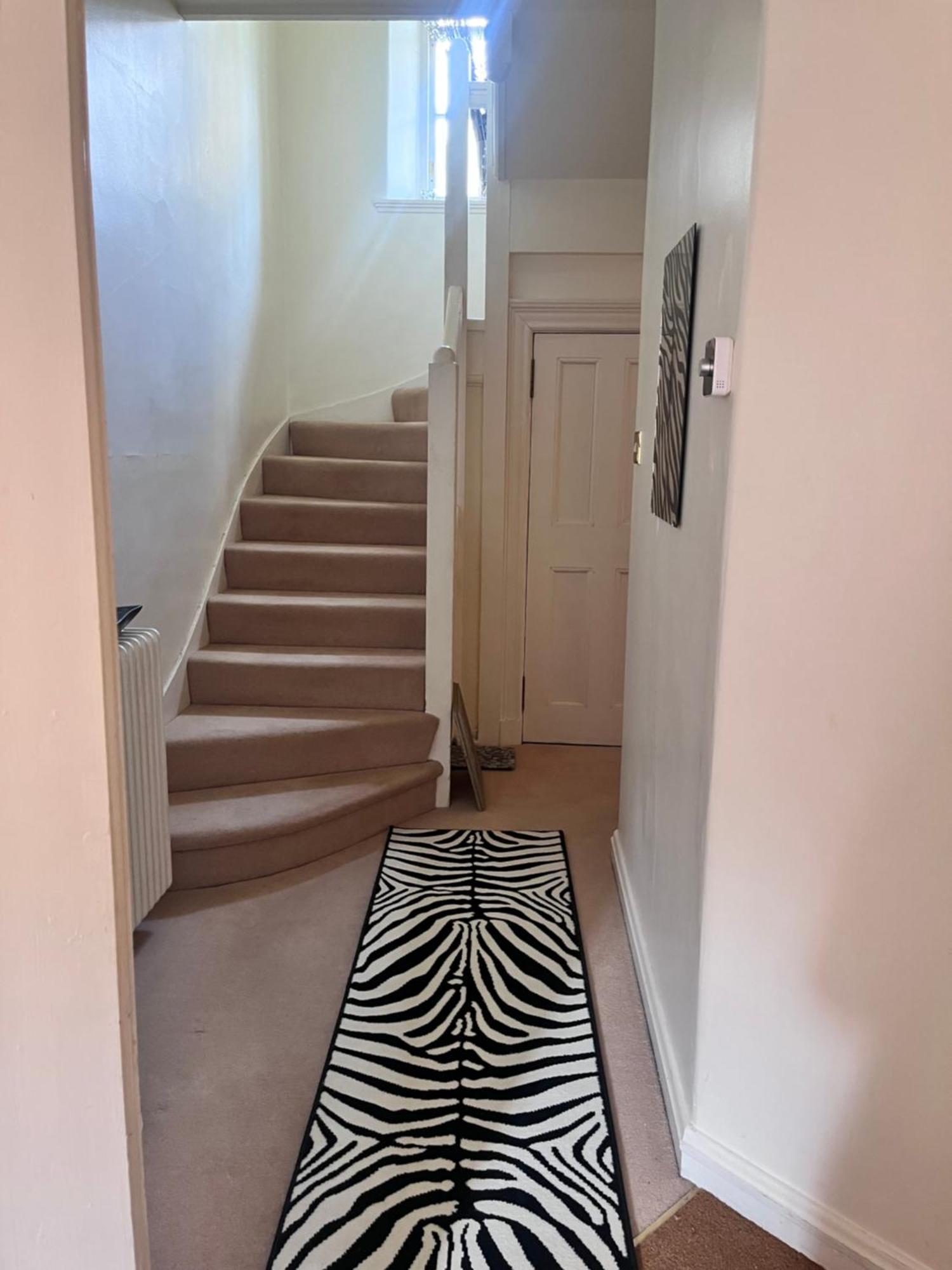 Private Room In Charming Detached House In Newington Единбург Екстериор снимка